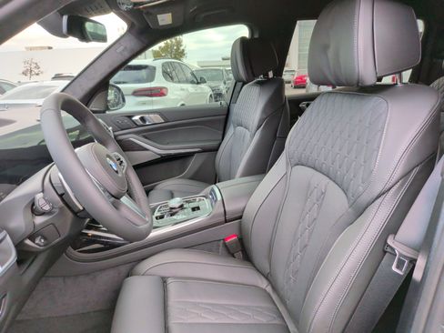 Used 2026 BMW X7 xDrive40i image 25