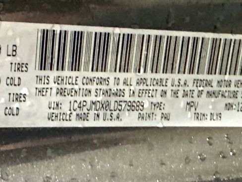 Used 2020 Jeep Cherokee Limited image 31