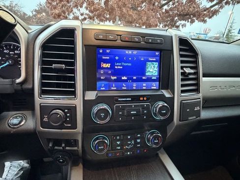 Used 2021 Ford F250 Lariat image 12