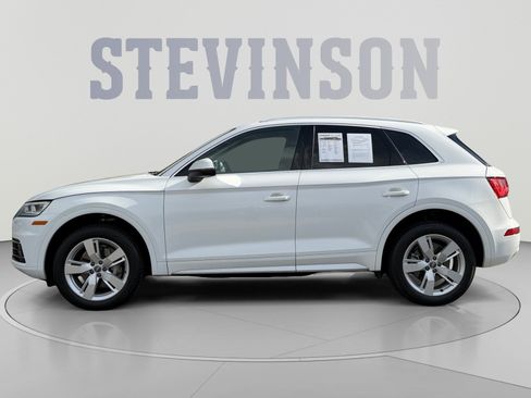 Used 2018 Audi Q5 2.0T Premium Plus w/ Premium Plus Package AWD/4WD image 2