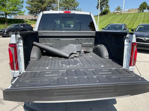 Used 2025 Ford F150 Lariat w/ Equipment Group 501A Mid AWD/4WD image 5