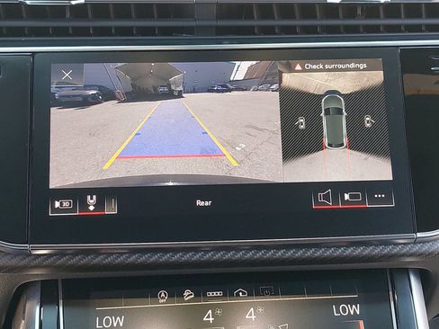 Used 2022 Audi RS Q8 AWD/4WD image 26