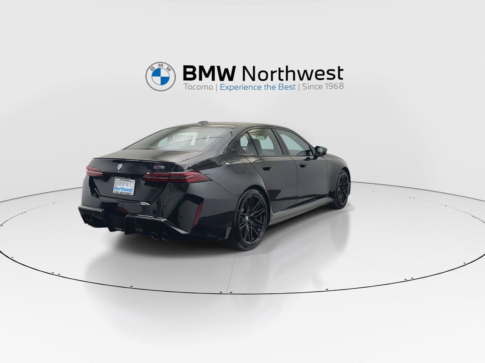 New 2027 BMW M5 w/ Executive Package AWD/4WD image 3