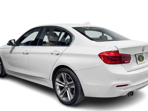 Used 2016 BMW 328i Sedan RWD image 4