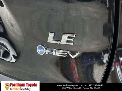 Used 2025 Toyota RAV4 LE image 13