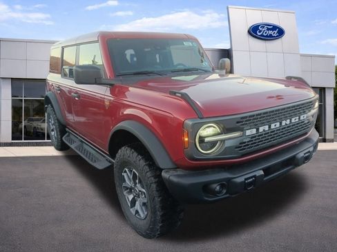 New 2025 Ford Bronco Badlands image 17