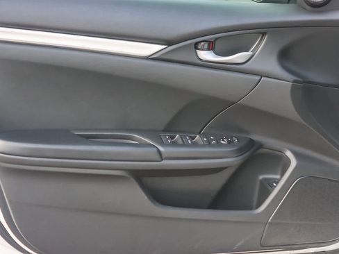 Used 2019 Honda Civic Sport image 17