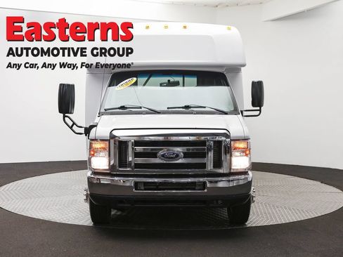 Used 2018 Ford E-350 and Econoline 350 Super Duty w/ Shuttle Bus Prep Package RWD image 2