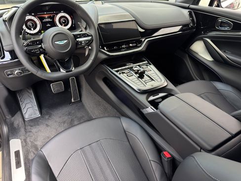 New 2025 Aston Martin DBX 707 image 3