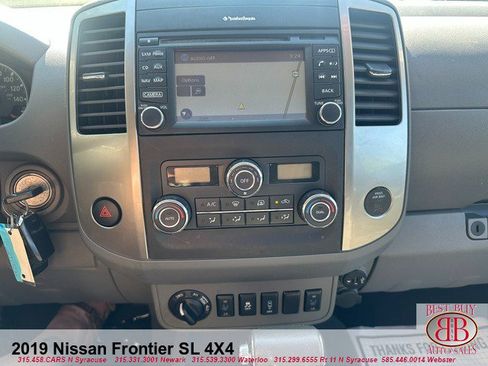 Used 2019 Nissan Frontier SL AWD/4WD image 18