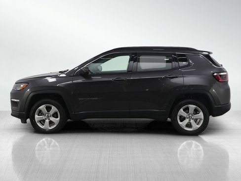 Used 2018 Jeep Compass Latitude w/ Popular Equipment Group image 2
