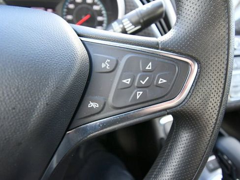 Used 2025 Chevrolet Malibu LT FWD image 23