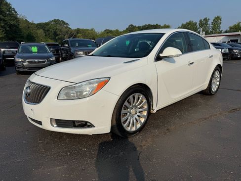 Used 2013 Buick Regal Premium FWD image 1