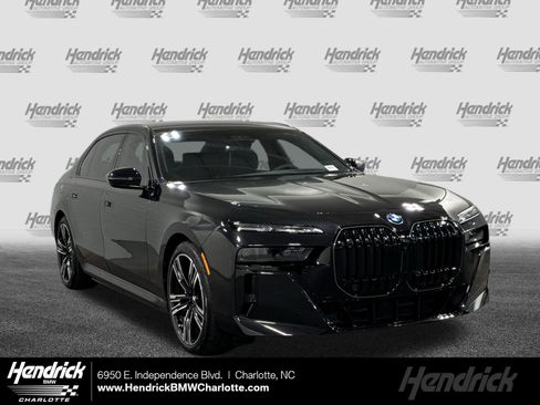 New 2026 BMW i7 xDrive60 w/ Executive Package AWD/4WD image 1