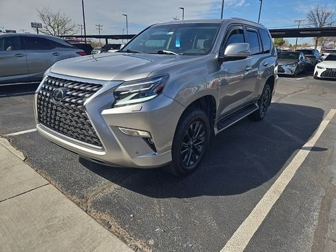 Used 2021 Lexus GX 460 Premium w/ Premium Plus Package image 2