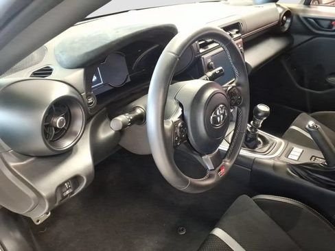Used 2025 Toyota GR86 Premium w/ Performance Package RWD image 6