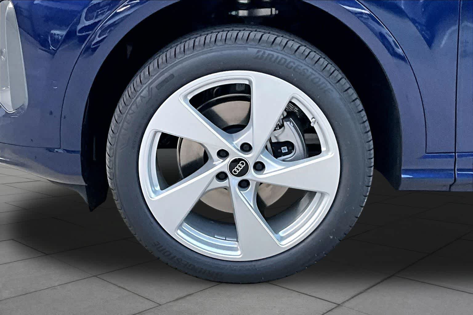 New 2026 Audi Q5 Premium AWD/4WD image 11