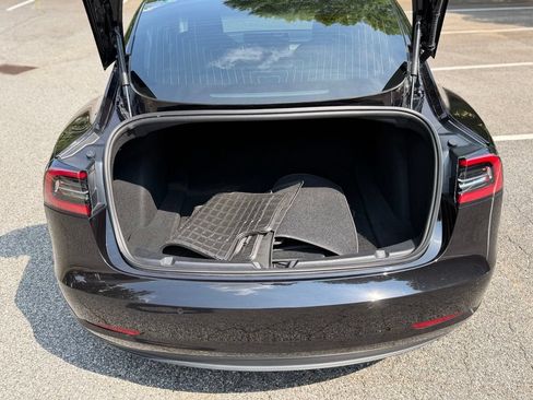 Used 2018 Tesla Model 3 Long Range RWD image 19