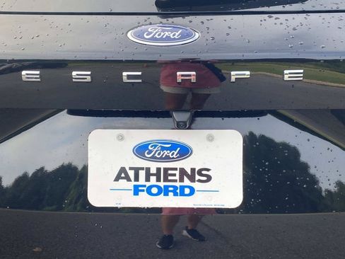 Used 2025 Ford Escape Active AWD/4WD image 6