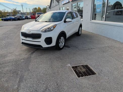 Used 2017 Kia Sportage LX FWD image 7