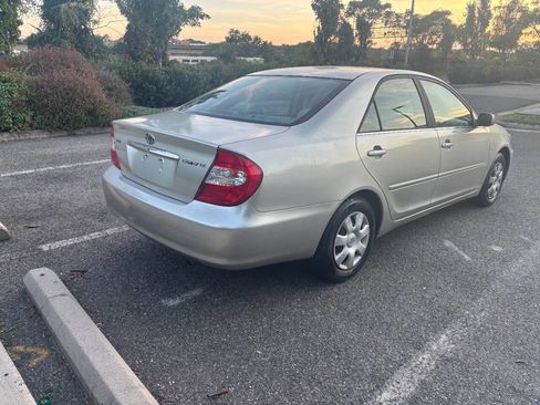 Used 2003 Toyota Camry LE image 5