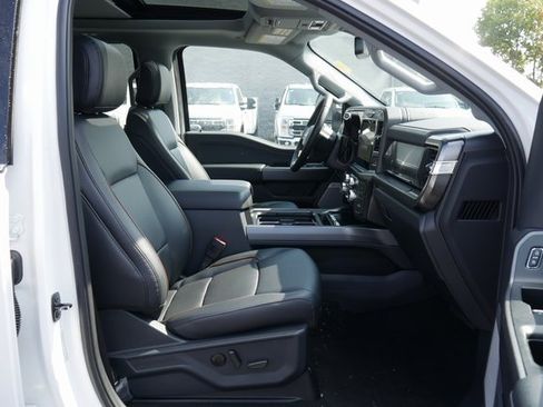 New 2026 Ford F250 Lariat w/ Chrome Package image 27