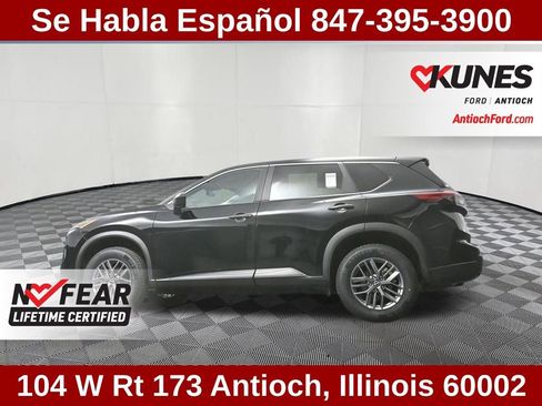 Used 2024 Nissan Rogue S image 30