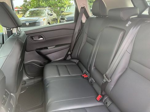 Certified 2026 Nissan Rogue Dark Armor FWD image 25