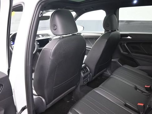 Used 2023 Volkswagen Tiguan SE R-Line FWD image 2