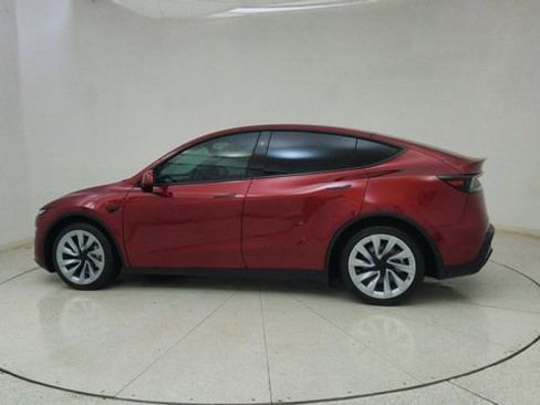 Used 2026 Tesla Model Y AWD image 66