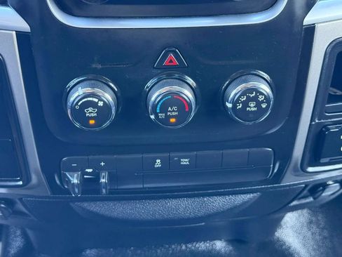 Used 2018 RAM 3500 SLT AWD/4WD image 22