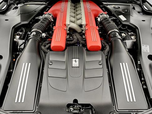 Certified 2014 Ferrari F12 Berlinetta image 34