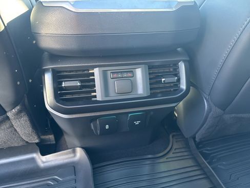 Used 2025 Ford F150 Raptor image 12