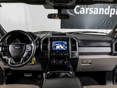 Used 2021 Ford F350 XLT w/ XLT Premium Package AWD/4WD image 14