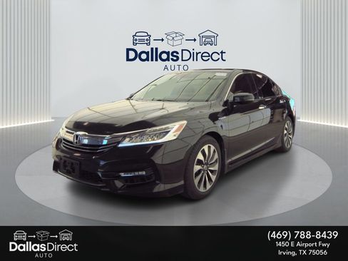 Used 2017 Honda Accord Touring image 5