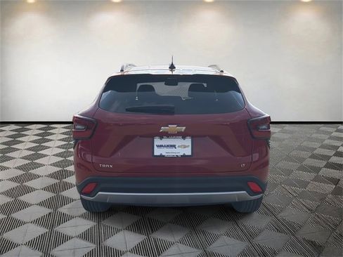 New 2026 Chevrolet Trax LT w/ Driver Confidence Package image 6