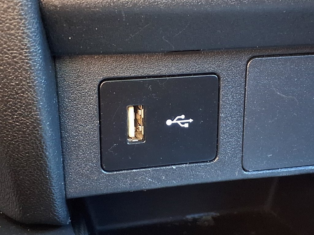Used 2018 Mitsubishi Outlander Sport ES FWD image 17