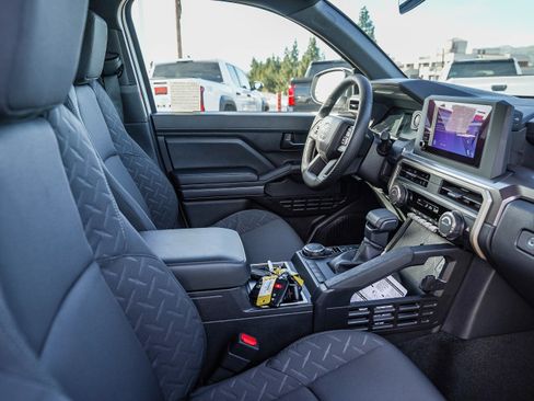 New 2026 Toyota Tacoma SR5 AWD/4WD image 17