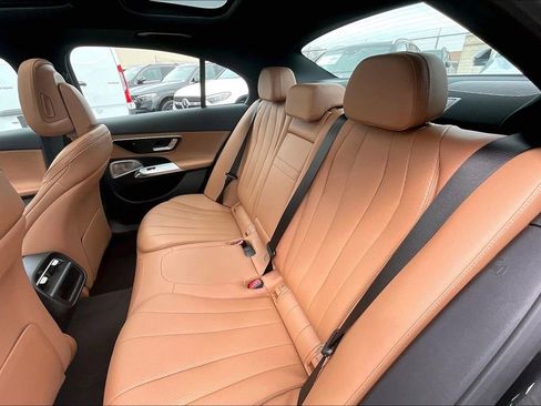 New 2026 Mercedes-Benz E 350 4MATIC Sedan image 10