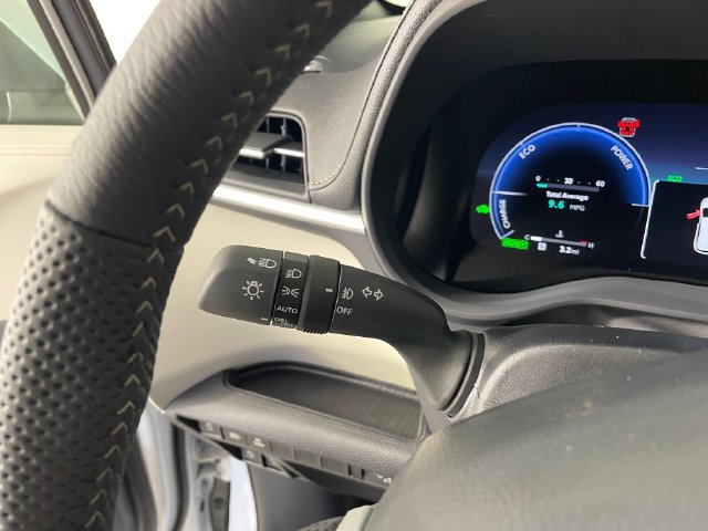 New 2026 Toyota Sienna Limited AWD/4WD image 10