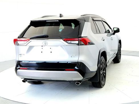 Used 2025 Toyota RAV4 XSE w/ Weather Package AWD/4WD image 5