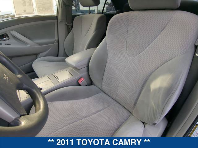 Used 2011 Toyota Camry LE FWD image 18