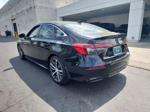 Used 2024 Honda Civic Touring image 6