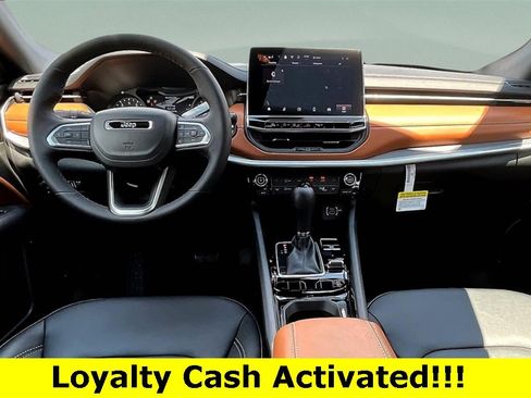 New 2025 Jeep Compass Limited image 15