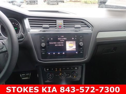 Used 2020 Volkswagen Tiguan SE R-Line image 12