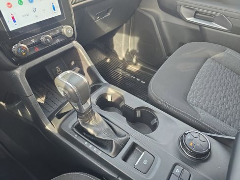 Used 2025 Ford Ranger XLT w/ Chrome Accent Package image 27