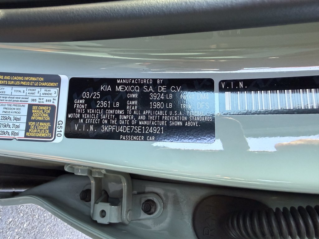 Certified 2025 Kia K4 EX FWD image 31