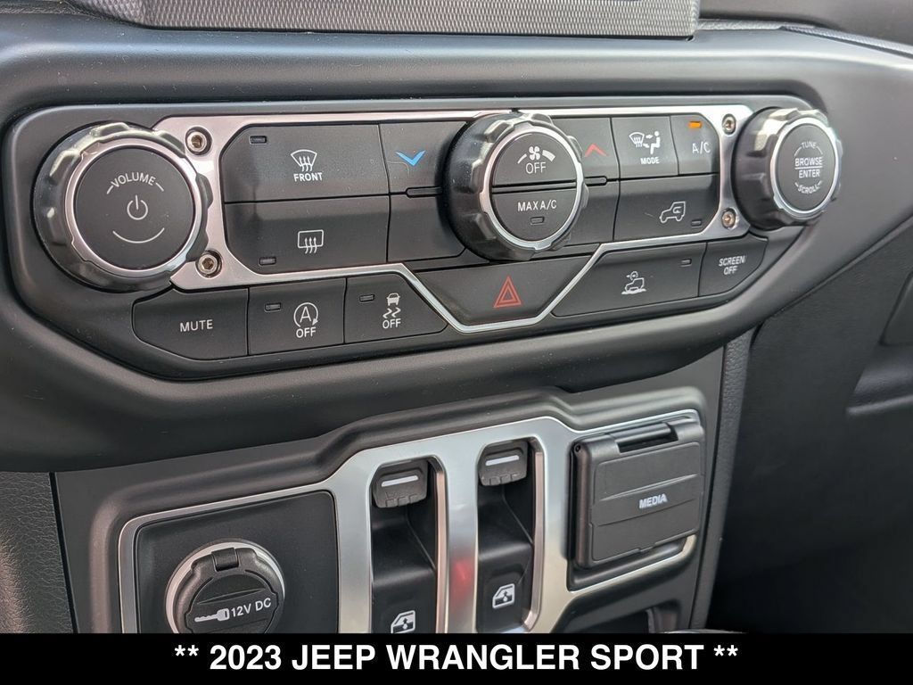 Used 2023 Jeep Wrangler Sport AWD/4WD image 18