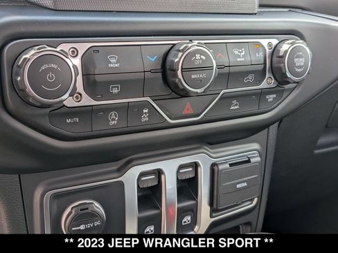 Used 2023 Jeep Wrangler Sport AWD/4WD image 18