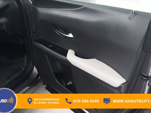 Used 2024 Lexus UX 250h FWD image 17